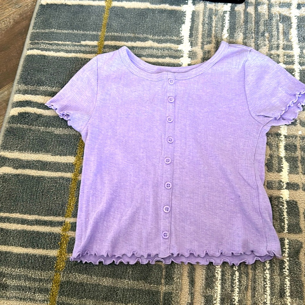 EUC purple/ lavender short sleeve ( must bundle )